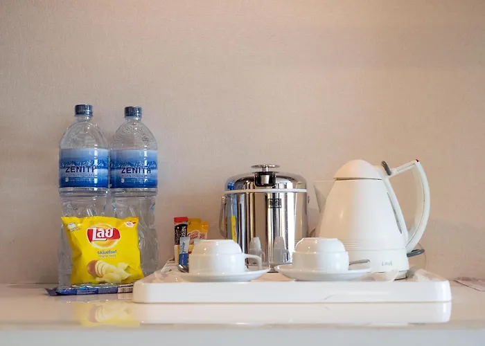 Zenith Sukhumvit Hotel,
