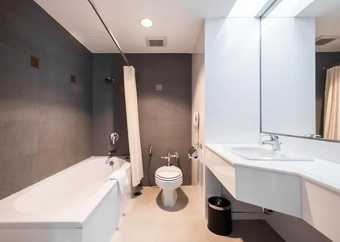 Zenith Sukhumvit Hotel, Hotel 4*