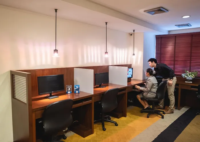 Zenith Sukhumvit Hotel, 4* バンコク都