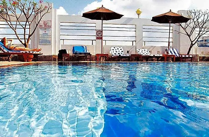 Zenith Sukhumvit Hotel, ホテル 4*