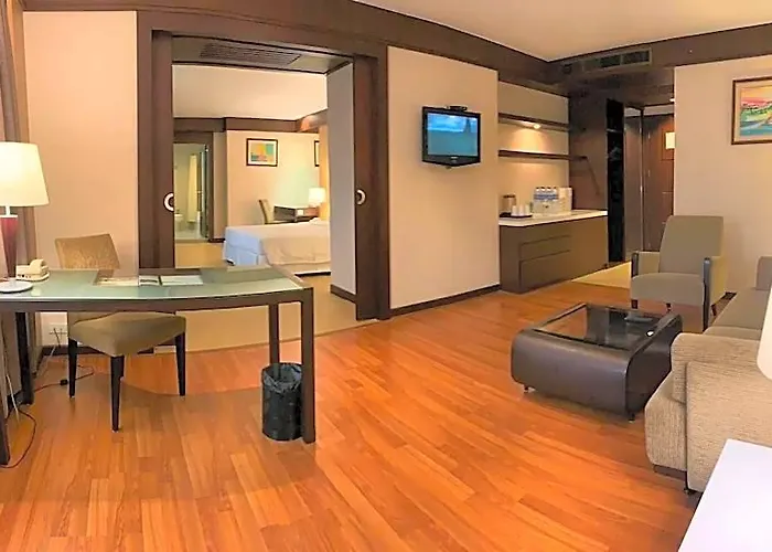 Zenith Sukhumvit Hotel, 4* Bangkok