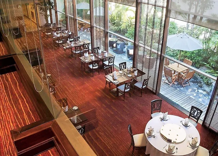 Zenith Sukhumvit Hotel, Hotel